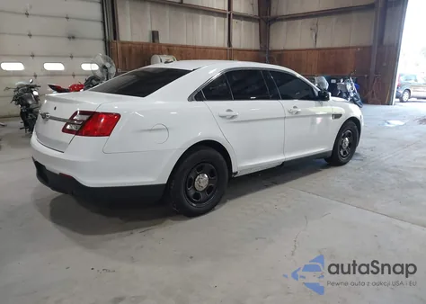 2017 Ford Police Interceptor из США, поврежденный, VIN 1FAHP2MK7HG129528